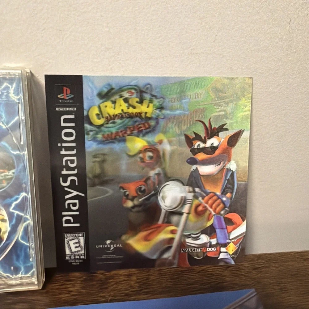Crash Bandicoot:‎ Warped - Black Label - 3D Lenticular Cover - Complete - (PS1)